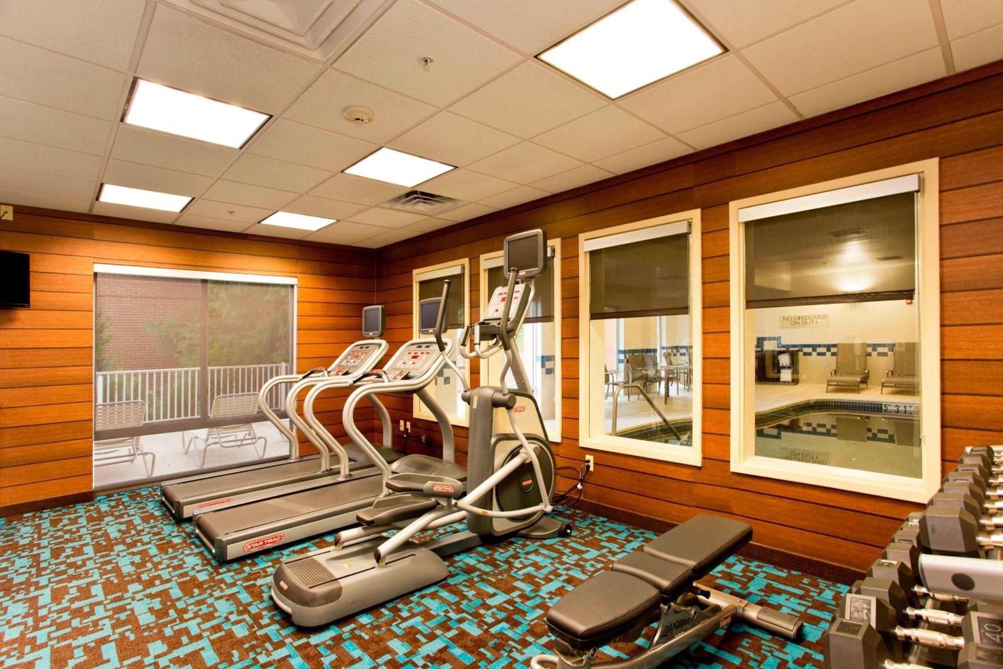 Fairfield Inn And Suites By Marriott Winchester Ngoại thất bức ảnh