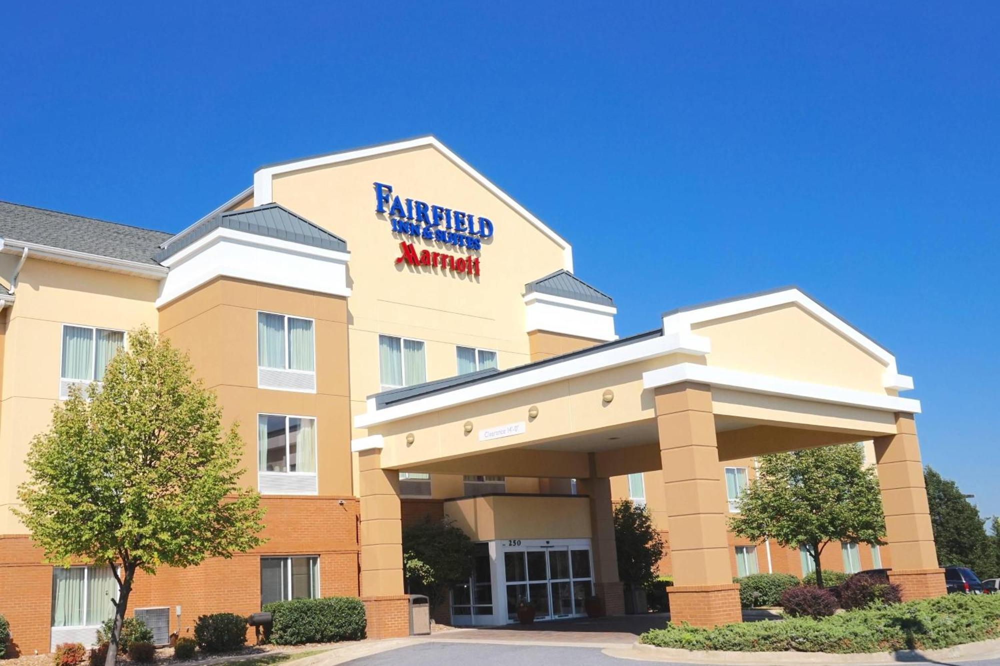 Fairfield Inn And Suites By Marriott Winchester Ngoại thất bức ảnh